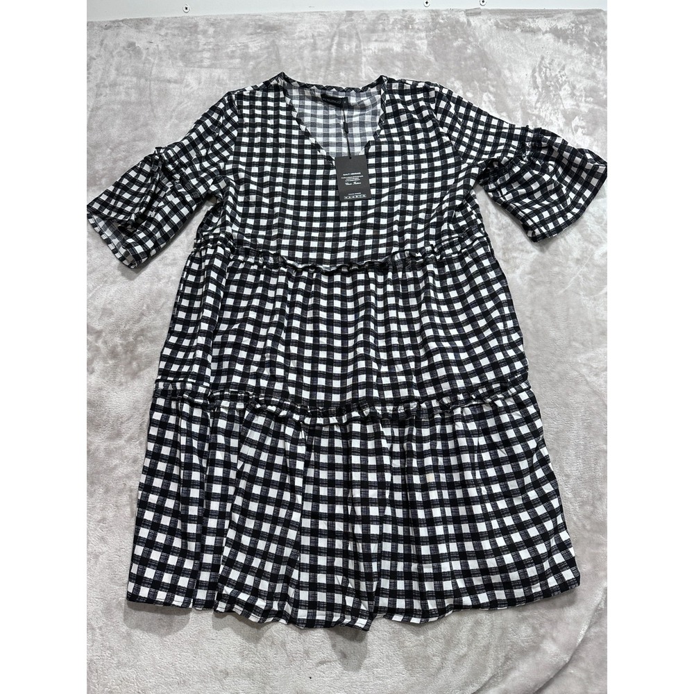 Funlingo Black White Plaid Gingham Babydoll Tiered Smock Dress Size Medium NWT